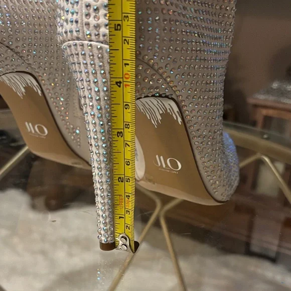 Jennifer Lopez Sparkling Silver Heeled Boots - Picture 8 of 9